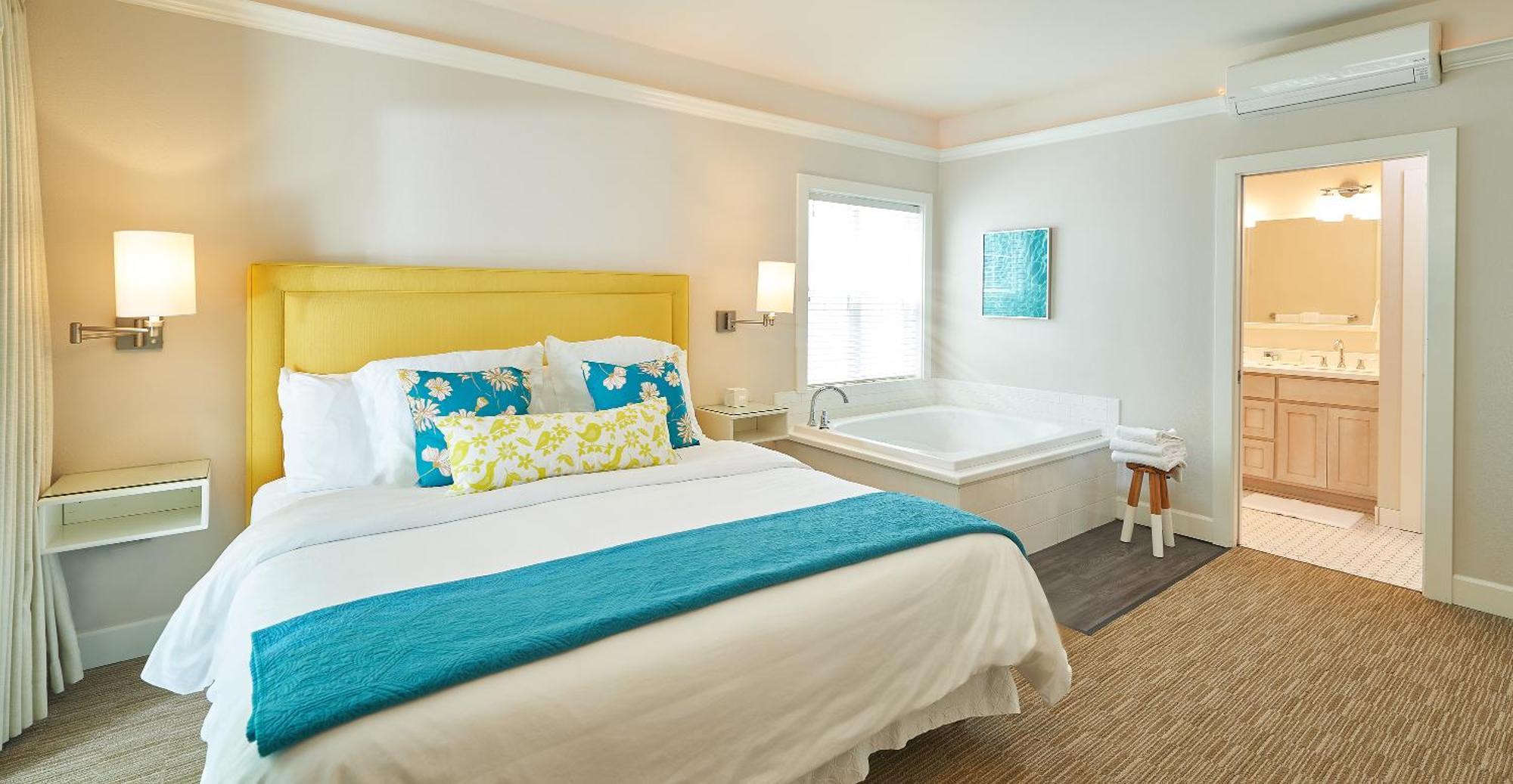 Lithia Springs Resort Ashland Room photo