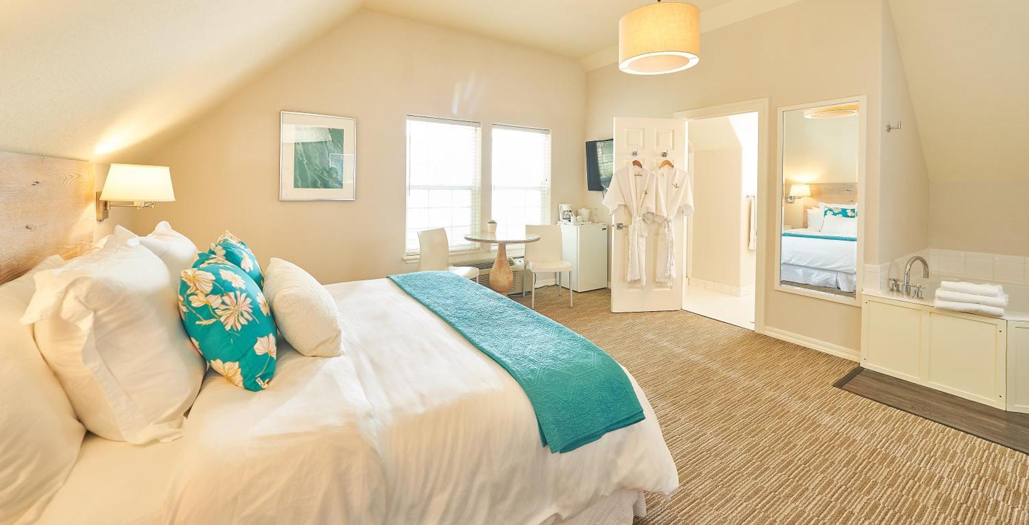 Lithia Springs Resort Ashland Room photo