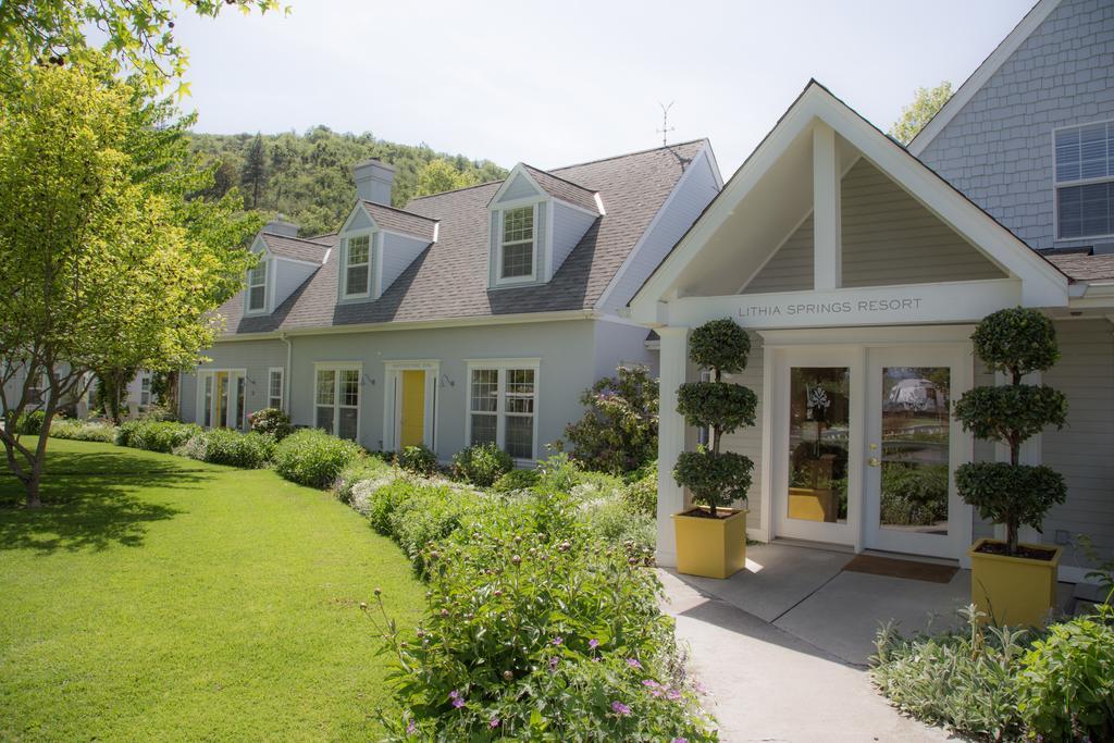 Lithia Springs Resort Ashland Exterior photo