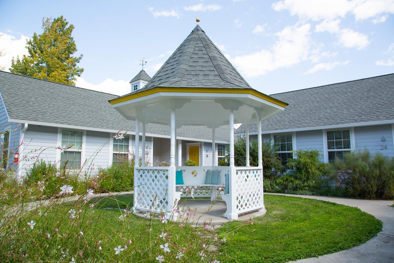 Lithia Springs Resort Ashland Exterior photo
